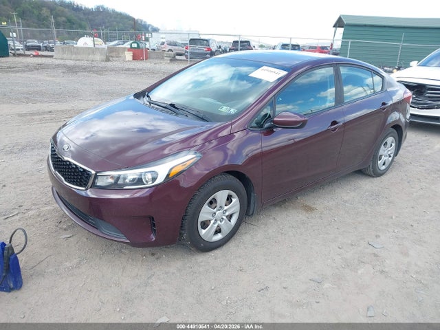 Aukcja sprzedaży 2017 Kia Forte Lx, vin: 3KPFK4A70HE135912, numer aukcji: 44910541
