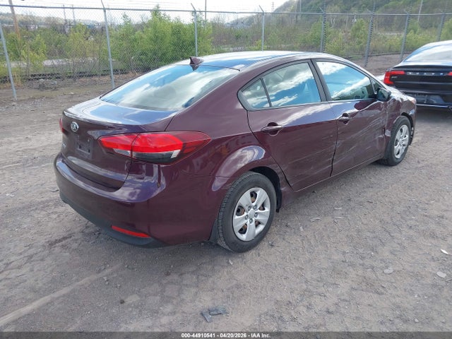 Aukcja sprzedaży 2017 Kia Forte Lx, vin: 3KPFK4A70HE135912, numer aukcji: 44910541