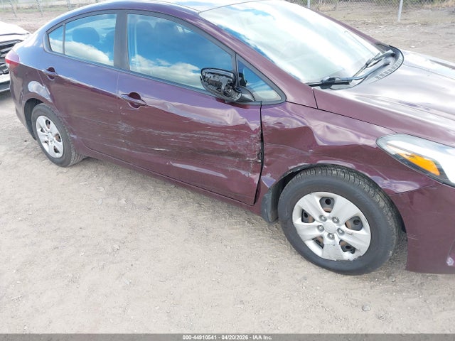 Aukcja sprzedaży 2017 Kia Forte Lx, vin: 3KPFK4A70HE135912, numer aukcji: 44910541
