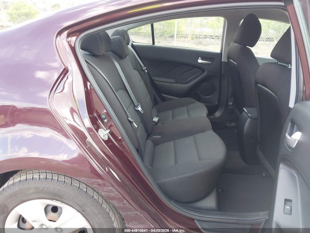 Aukcja sprzedaży 2017 Kia Forte Lx, vin: 3KPFK4A70HE135912, numer aukcji: 44910541