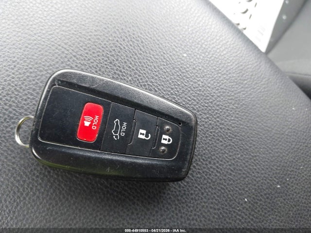 Продажа на аукционе авто 2022 Toyota Rav4 Xle, vin: 2T3P1RFV6NW296292, номер лота: 44910553