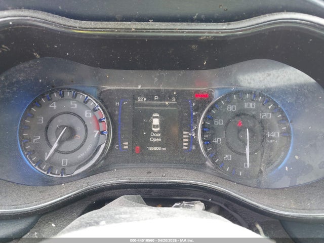 Aukcja sprzedaży 2015 Chrysler 200 S, vin: 1C3CCCBB8FN699222, numer aukcji: 44910560
