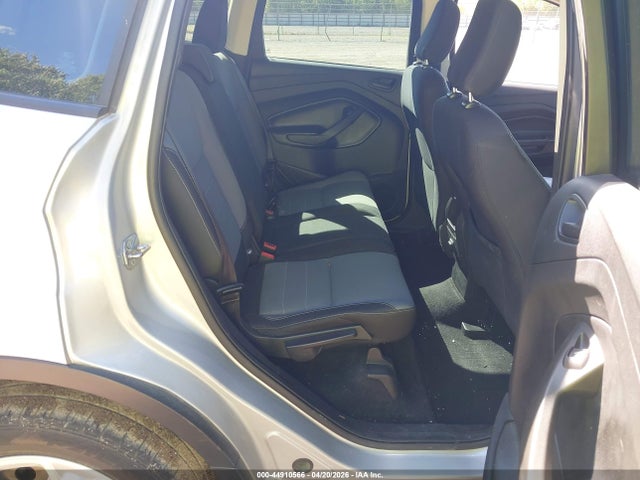 44910566 :رقم المزاد ، 1FMCU0F71KUB20564 vin ، 2019 Ford Escape S مزاد بيع