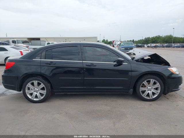 2013 Chrysler 200 Touring მანქანა იყიდება აუქციონზე, vin: 1C3CCBBB5DN736167, აუქციონის ნომერი: 44910584