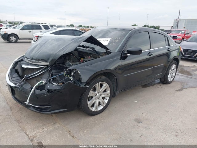 2013 Chrysler 200 Touring მანქანა იყიდება აუქციონზე, vin: 1C3CCBBB5DN736167, აუქციონის ნომერი: 44910584