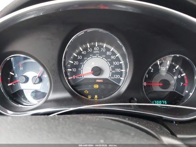 2013 Chrysler 200 Touring მანქანა იყიდება აუქციონზე, vin: 1C3CCBBB5DN736167, აუქციონის ნომერი: 44910584