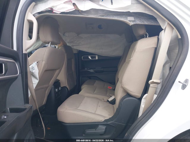 Ford Explorer 2022 1FMSK7BH5NGB30705 Image 8