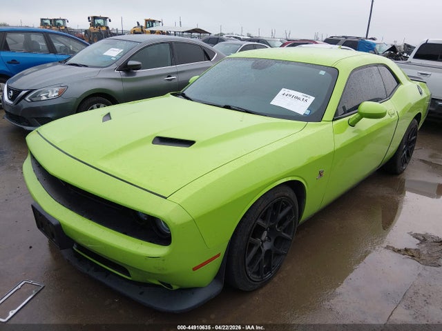 2015 Dodge Challenger R/t Scat Pack მანქანა იყიდება აუქციონზე, vin: 2C3CDZFJXFH747555, აუქციონის ნომერი: 44910635