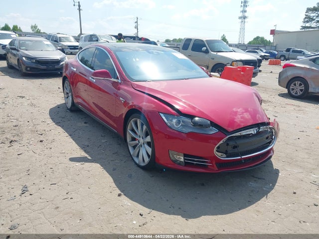 Tesla Model S 85d/p85d 2015 5YJSA1H45FF093935 main image