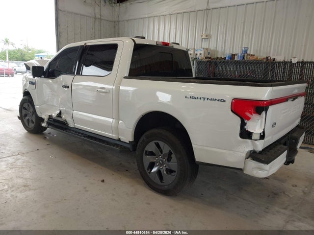 2025 Ford F-150 Lightning Lariat მანქანა იყიდება აუქციონზე, vin: 1FT6W5L78SWG28208, აუქციონის ნომერი: 44910654
