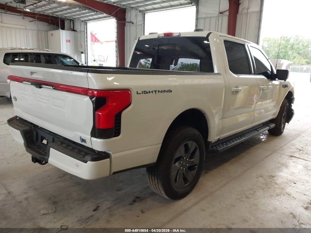 2025 Ford F-150 Lightning Lariat მანქანა იყიდება აუქციონზე, vin: 1FT6W5L78SWG28208, აუქციონის ნომერი: 44910654