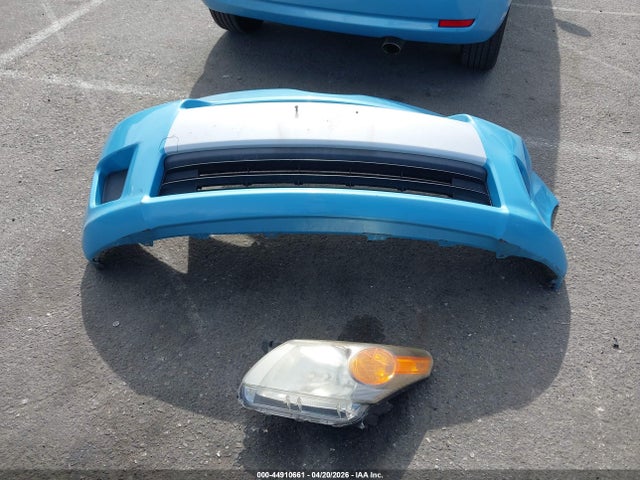 Scion XD 2014 JTKKUPB41E1041723 Image 12