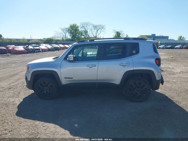 44910663 :رقم المزاد ، ZACCJBBB9HPG10098 vin ، 2017 Jeep Renegade Altitude 4x4 مزاد بيع