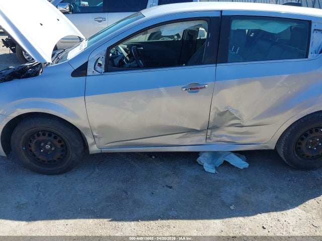 2015 Chevrolet Sonic Ltz Auto მანქანა იყიდება აუქციონზე, vin: 1G1JE6SB2F4131805, აუქციონის ნომერი: 44910668
