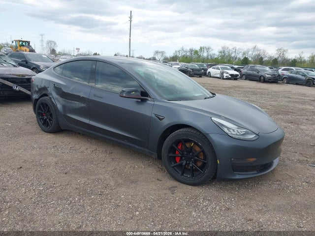 2019 5YJ3E1EB0KF520685 main image