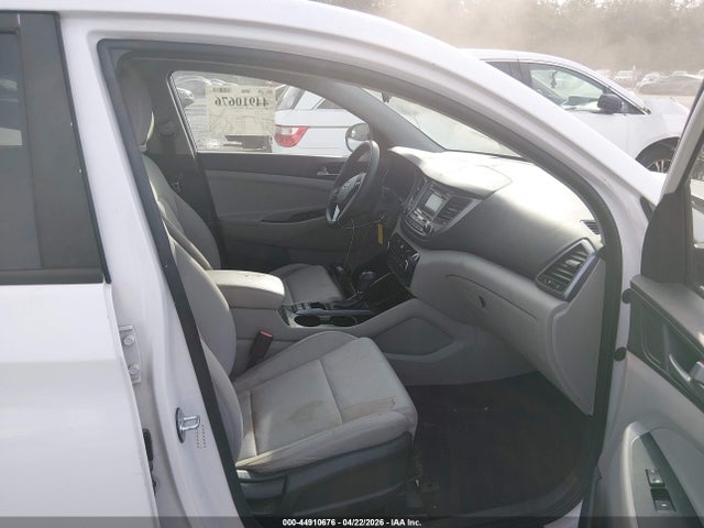 Aukcja sprzedaży 2017 Hyundai Tucson Se, vin: KM8J23A42HU430985, numer aukcji: 44910676