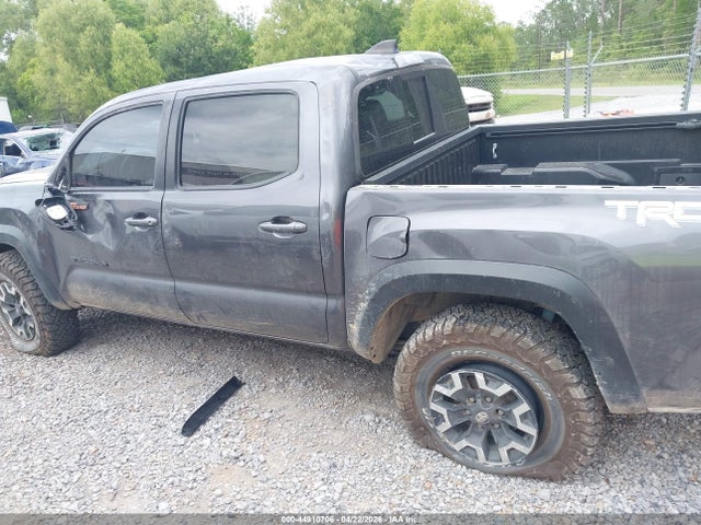 3TYCZ5AN9NT079798 Toyota Tacoma Trd Off Road