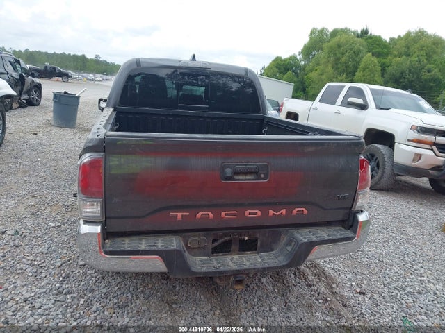 3TYCZ5AN9NT079798 Toyota Tacoma Trd Off Road