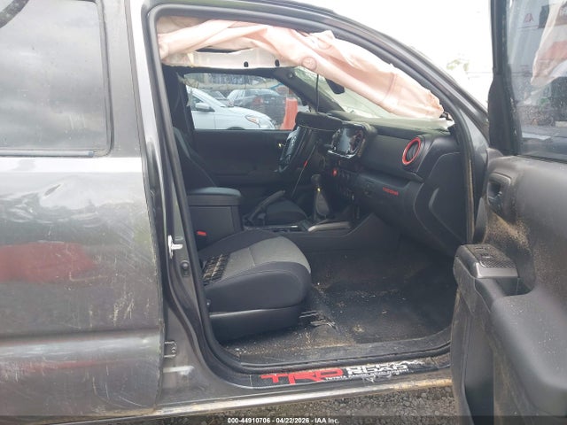 3TYCZ5AN9NT079798 Toyota Tacoma Trd Off Road