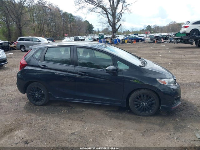 2018 Honda Fit Sport მანქანა იყიდება აუქციონზე, vin: 3HGGK5H62JM702173, აუქციონის ნომერი: 44910710
