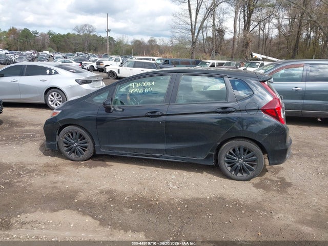 2018 Honda Fit Sport მანქანა იყიდება აუქციონზე, vin: 3HGGK5H62JM702173, აუქციონის ნომერი: 44910710