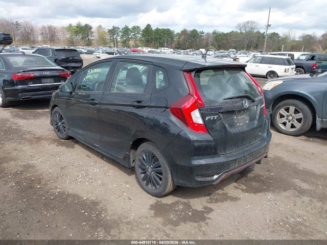 2018 Honda Fit Sport მანქანა იყიდება აუქციონზე, vin: 3HGGK5H62JM702173, აუქციონის ნომერი: 44910710