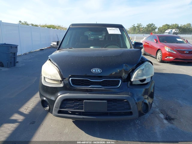 44910732 :رقم المزاد ، KNDJT2A64C7742472 vin ، 2012 Kia Soul +/!/sport مزاد بيع