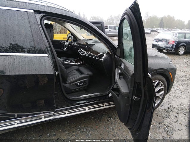 5UX23EM00R9V51026 BMW X7 Xdrive40i