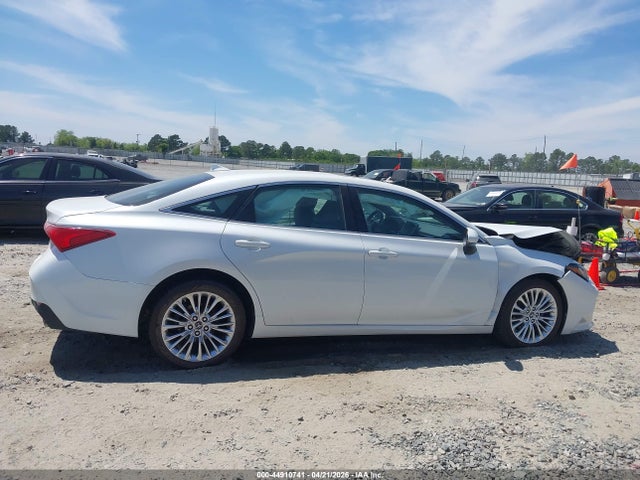 Toyota AVALON LIMITED 2019 4T1BZ1FB8KU018282 Image 13