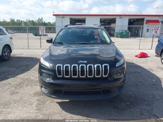 44910764 :رقم المزاد ، 1C4PJMAB8HW666325 vin ، 2017 Jeep Cherokee Sport مزاد بيع