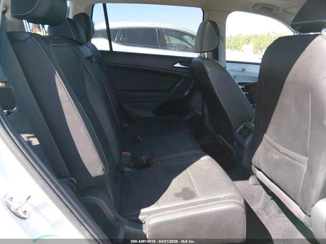 Продажа на аукционе авто 2021 Volkswagen Tiguan 2.0t Se/2.0t Se R-line Black/2.0t Sel, vin: 3VV3B7AX2MM021836, номер лота: 44910819