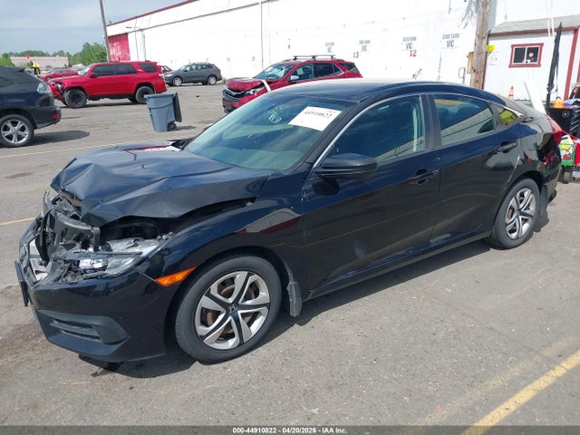 Auction sale of the 2017 Honda Civic Lx, vin: 2HGFC2F56HH576605, lot number: 44910822