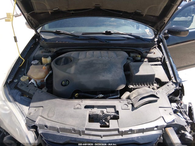 44910826 :رقم المزاد ، 1C3CCBCG9DN523992 vin ، 2013 Chrysler 200 Limited مزاد بيع