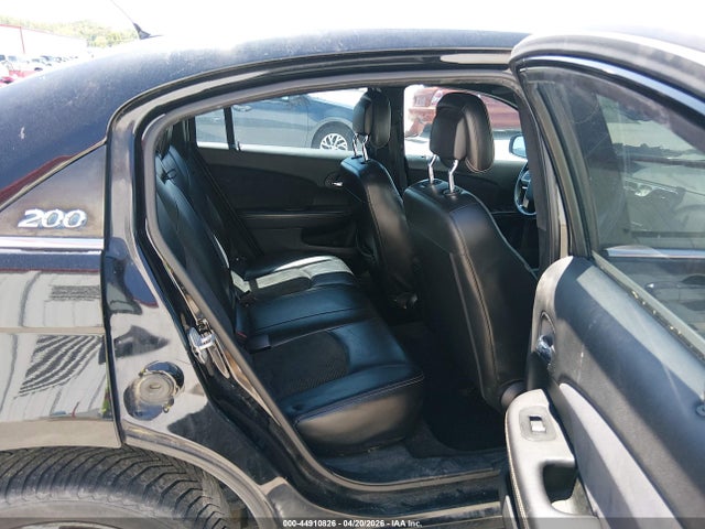 44910826 :رقم المزاد ، 1C3CCBCG9DN523992 vin ، 2013 Chrysler 200 Limited مزاد بيع