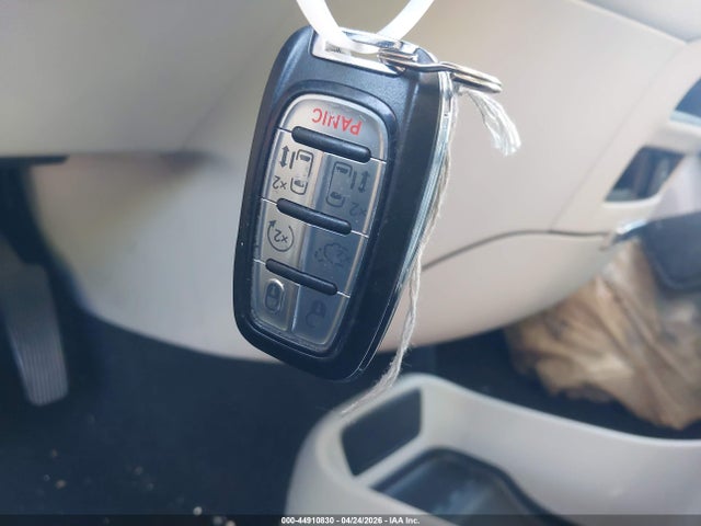 Продаж на аукціоні авто 2022 Chrysler Pacifica Touring L, vin: 2C4RC1BG5NR191815, номер лоту: 44910830