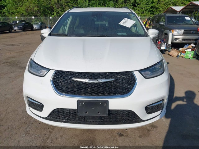 Продаж на аукціоні авто 2022 Chrysler Pacifica Touring L, vin: 2C4RC1BG5NR191815, номер лоту: 44910830