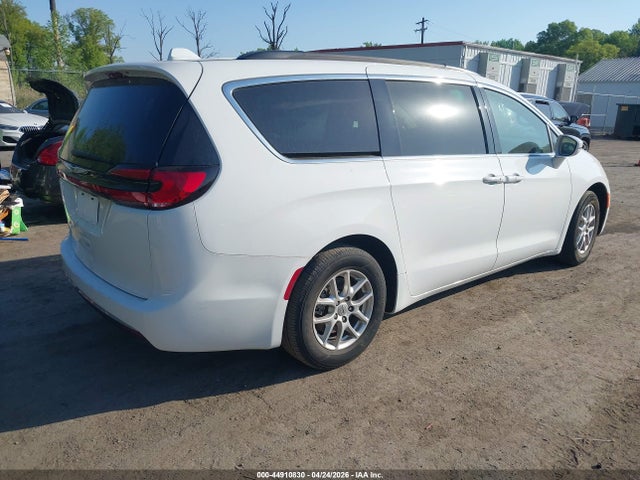 Продаж на аукціоні авто 2022 Chrysler Pacifica Touring L, vin: 2C4RC1BG5NR191815, номер лоту: 44910830