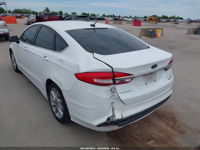 2017 Ford Fusion Hybrid Se მანქანა იყიდება აუქციონზე, vin: 3FA6P0LU8HR254965, აუქციონის ნომერი: 44910874