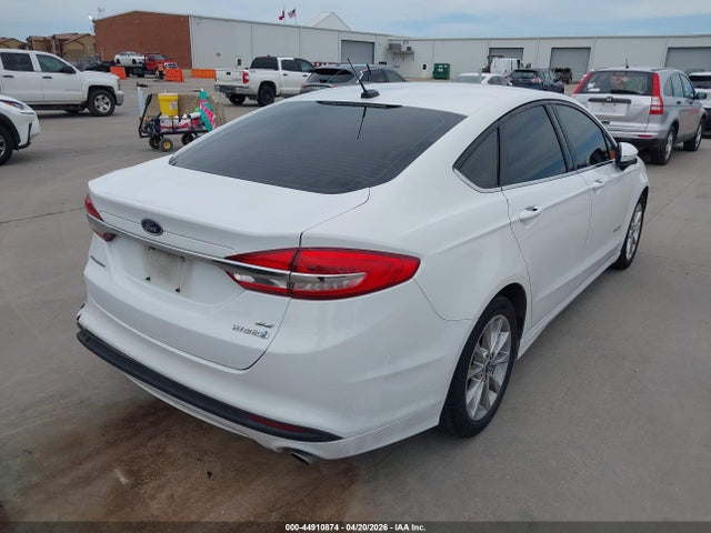 2017 Ford Fusion Hybrid Se მანქანა იყიდება აუქციონზე, vin: 3FA6P0LU8HR254965, აუქციონის ნომერი: 44910874