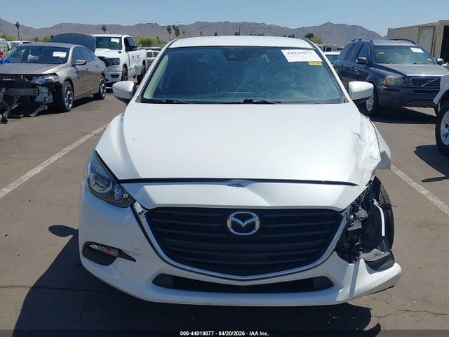3MZBN1L38JM191118 Mazda Mazda3 Touring