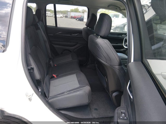 44910890 :رقم المزاد ، 1C4RJHAG0P8871037 vin ، 2023 Jeep Grand Cherokee Laredo 4x4 مزاد بيع
