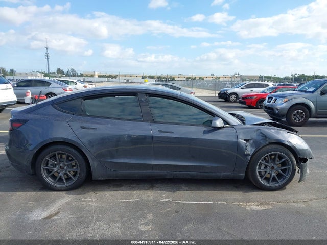 5YJ3E1EB9NF266124 Tesla Model 3 Long Range Dual Motor All-wheel Drive