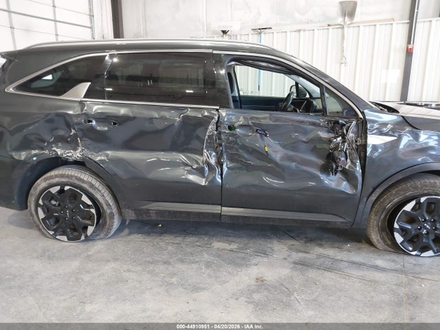 Продаж на аукціоні авто 2024 Kia Sorento S, vin: 5XYRLDJC9RG283570, номер лоту: 44910951