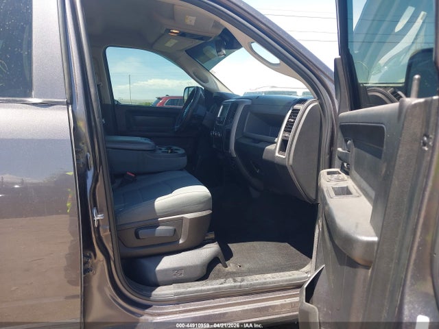 44910959 :رقم المزاد ، 1C6RR6ST6GS382807 vin ، 2016 Ram 1500 Tradesman مزاد بيع