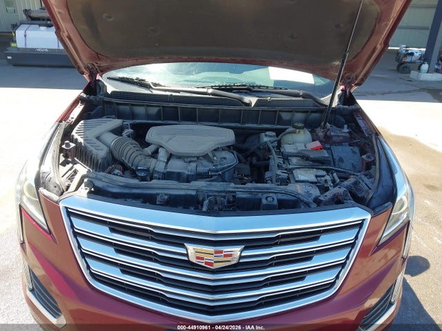 44910961 :رقم المزاد ، 1GYKNARS2HZ108139 vin ، 2017 Cadillac Xt5 Standard مزاد بيع