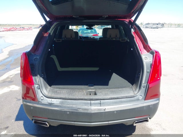 44910961 :رقم المزاد ، 1GYKNARS2HZ108139 vin ، 2017 Cadillac Xt5 Standard مزاد بيع