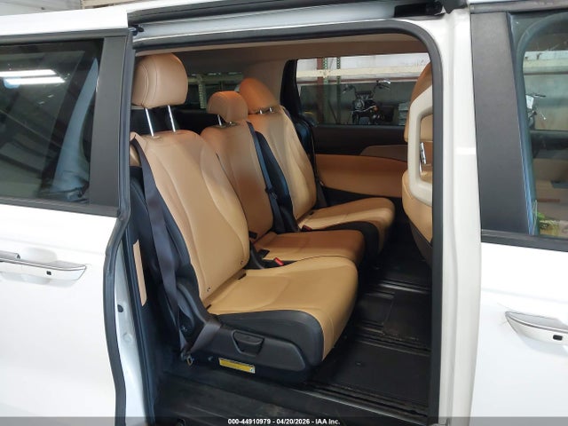 Продаж на аукціоні авто 2022 Kia Carnival Mpv Lx Seat Package, vin: KNDNB4H32N6080539, номер лоту: 44910979