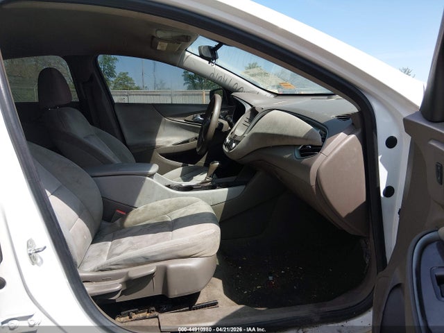 2017 Chevrolet Malibu Ls მანქანა იყიდება აუქციონზე, vin: 1G1ZB5ST9HF211401, აუქციონის ნომერი: 44910980