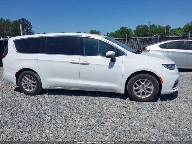 Aukcja sprzedaży 2023 Chrysler Pacifica Touring L, vin: 2C4RC1BG4PR532317, numer aukcji: 44910995