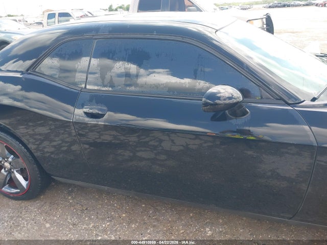 44910999 :رقم المزاد ، 2C3CDYAG8DH674446 vin ، 2013 Dodge Challenger Rallye Redline مزاد بيع